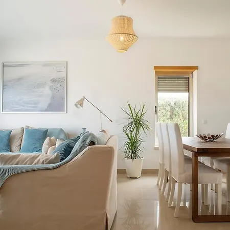 06 - Gorgeous - Stunning Sea View *