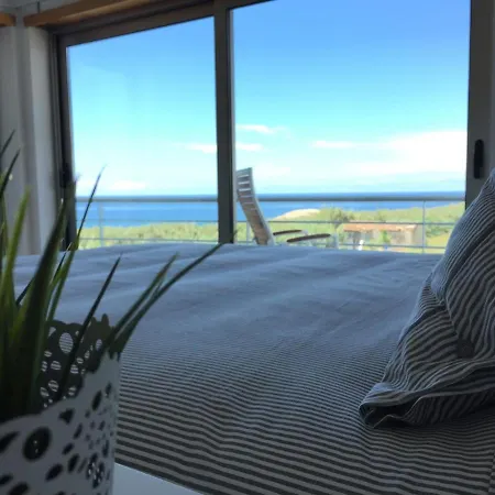 06 - Gorgeous - Stunning Sea View Holiday home