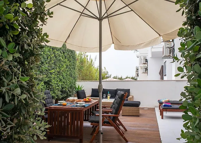 Dom wakacyjny 06 - Gorgeous - Stunning Sea View